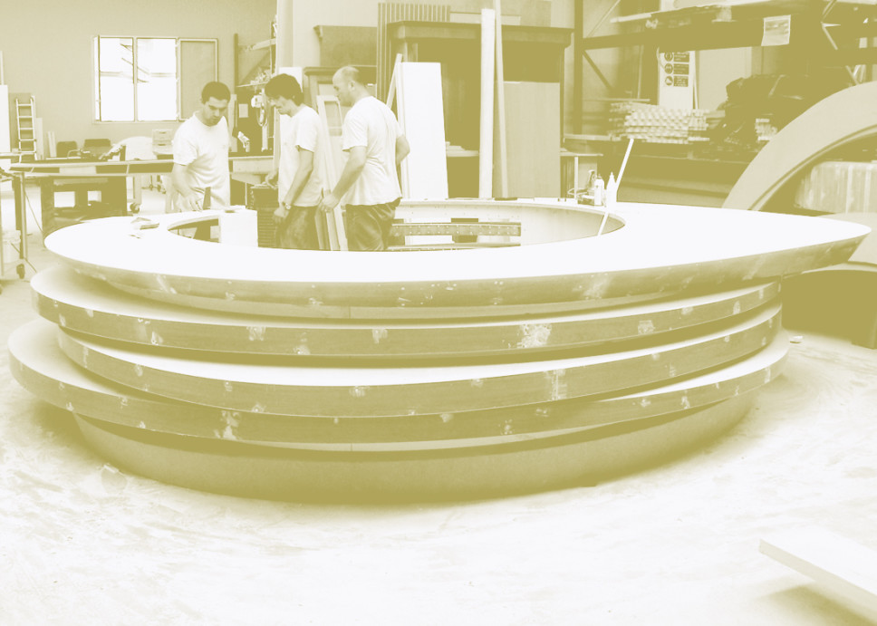 round desk manufacturing