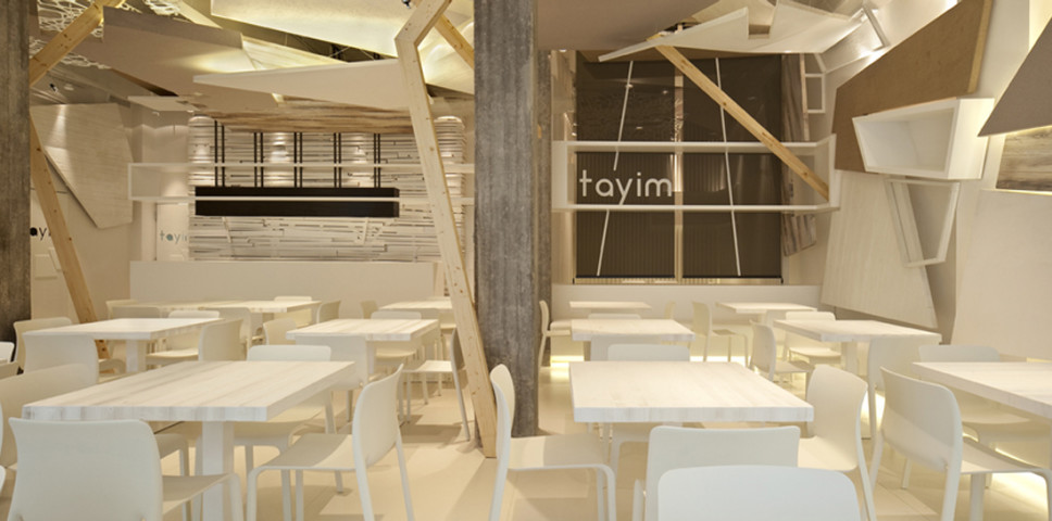 interni in legno su misura ristorante Tayim