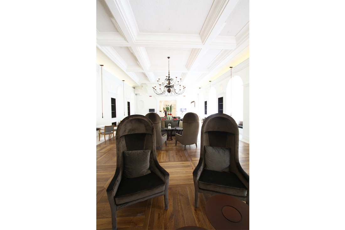 Detail of custom armchairs Gran Melia Villa Agrippina hotel common areas by Devoto