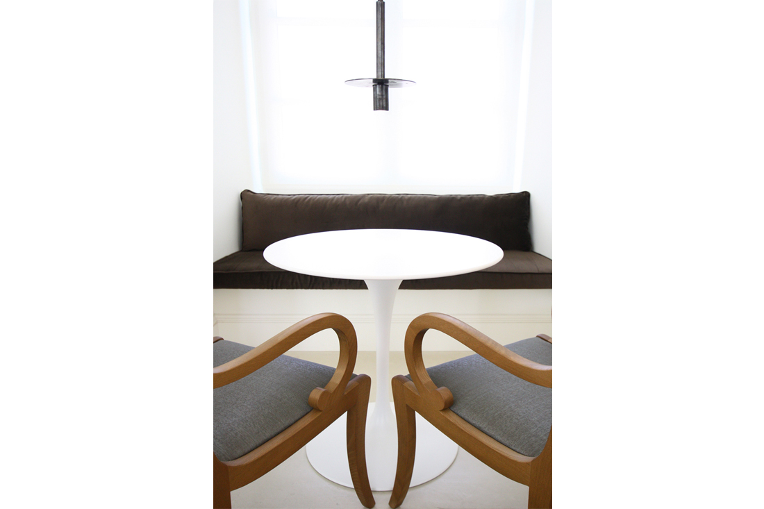 Dettaglio sedute custom Gran Melia Villa Agrippina progettate da Studio Transit e realizzate da Devoto Design